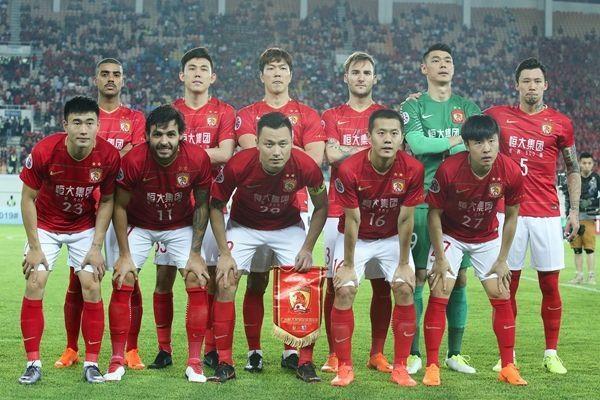 这比回头看更好，直接称其为失败！ Team WE 的中路和打野诗人是休息前后两个不同的队伍，而 LGD Gaming 取得了赛点